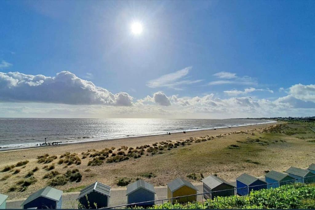 Turnstone - Suffolk Coastal Escapes Apartment Pakefield ภายนอก รูปภาพ